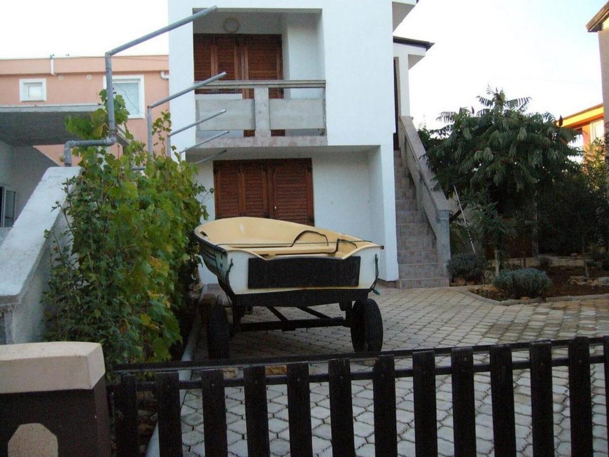 Apartments With A Parking Space Vir - 19547 Extérieur photo